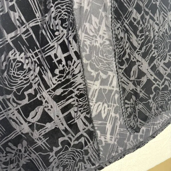 Maeve Anthropologie Velvet Burnout Kimono Cardigan Black Rose Geometric Duster M - Picture 5 of 9